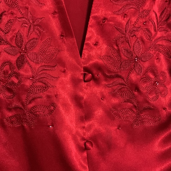 Laura Scott Red Wine Satin Embroidered Detail Blouse Top - Picture 4 of 10